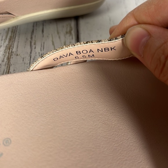 Vionic Dava Boa Blush Pink Snakeskin Nubuck Slide Womens Sandal Size 6.5 - Picture 10 of 13